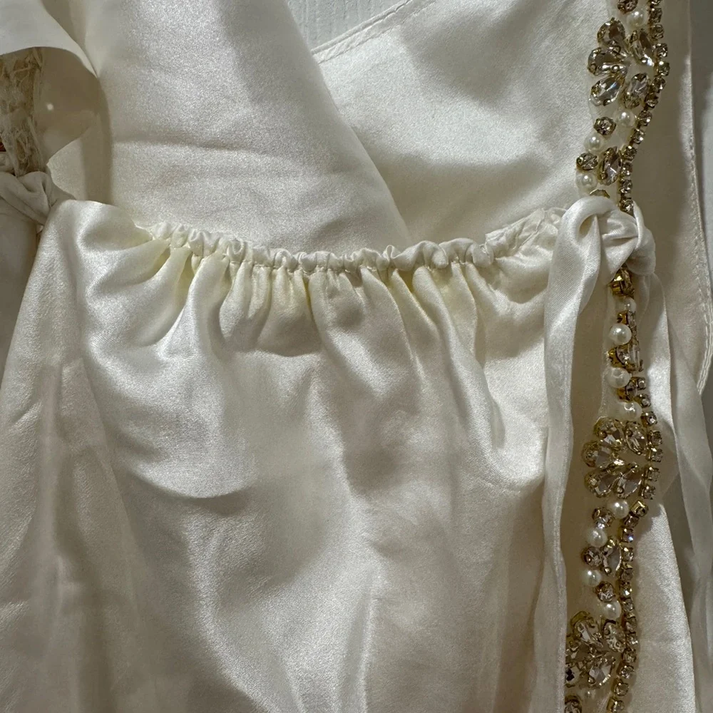 Sisters the Label - SOFIA MINI DRESS - PEARL SILK - Picture 12 of 13